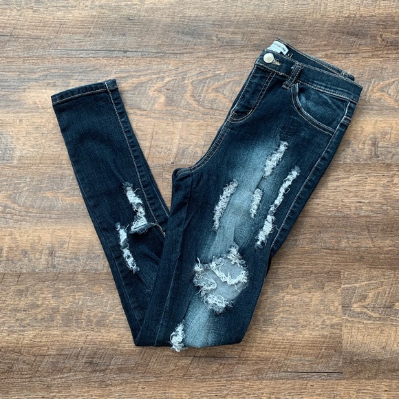 Revamped Denim | Ripped Jeans - Picture 2 of 11